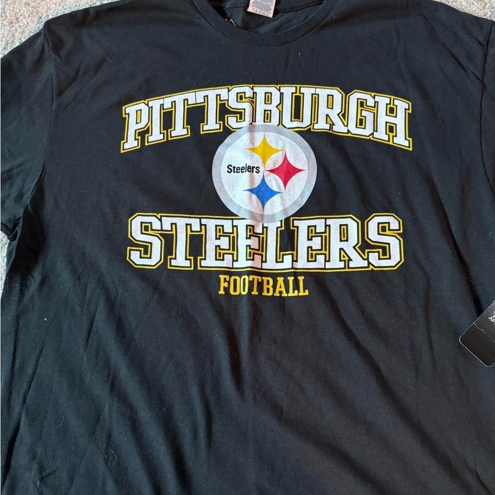 Black Pittsburgh Steelers Tee - Picture 2 of 4